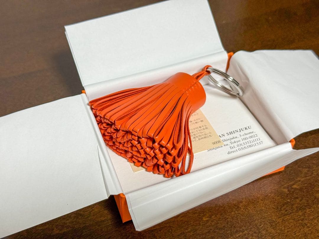 【新品・未使用】HERMES(エルメス) カルメン フー(FEU・オレンジ)