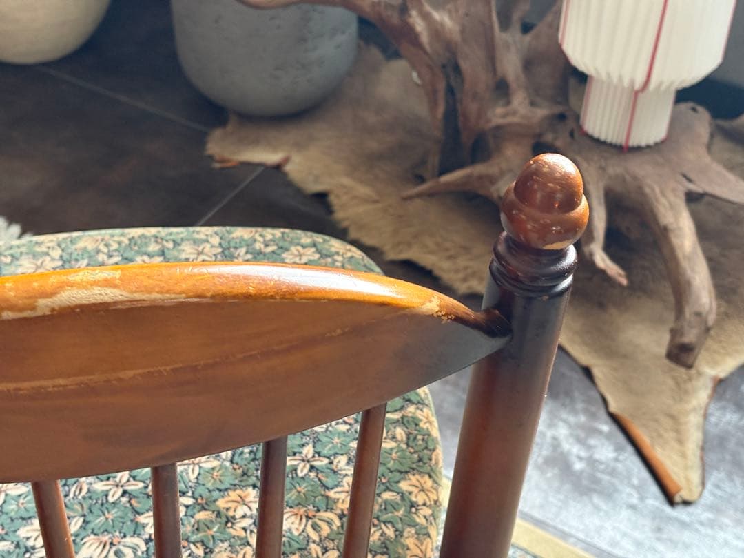 karimoku　カリモク　コロニアル　ダイニングチェア　木製チェア　IZ