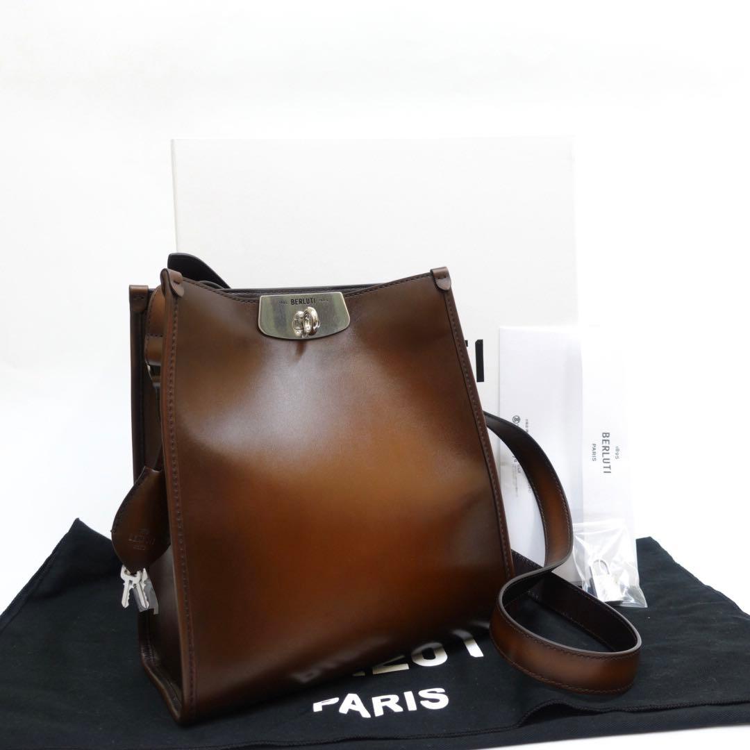 【未使用品】ベルルッティ　ショルダーバッグ　エミーオ　ホーボー　メッセンジャー