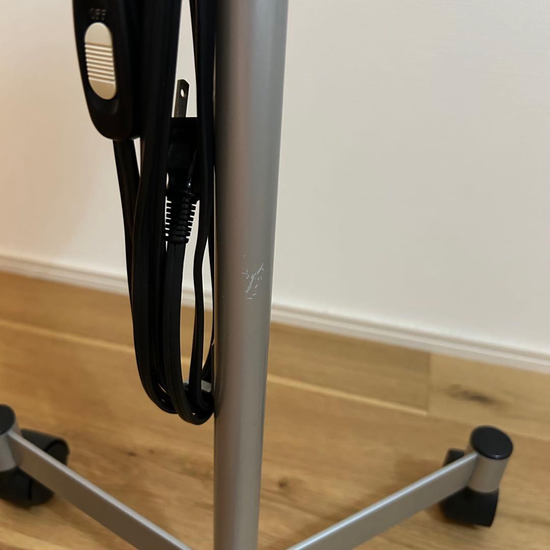 innovator イノベーター フロア スポットライト 移動式