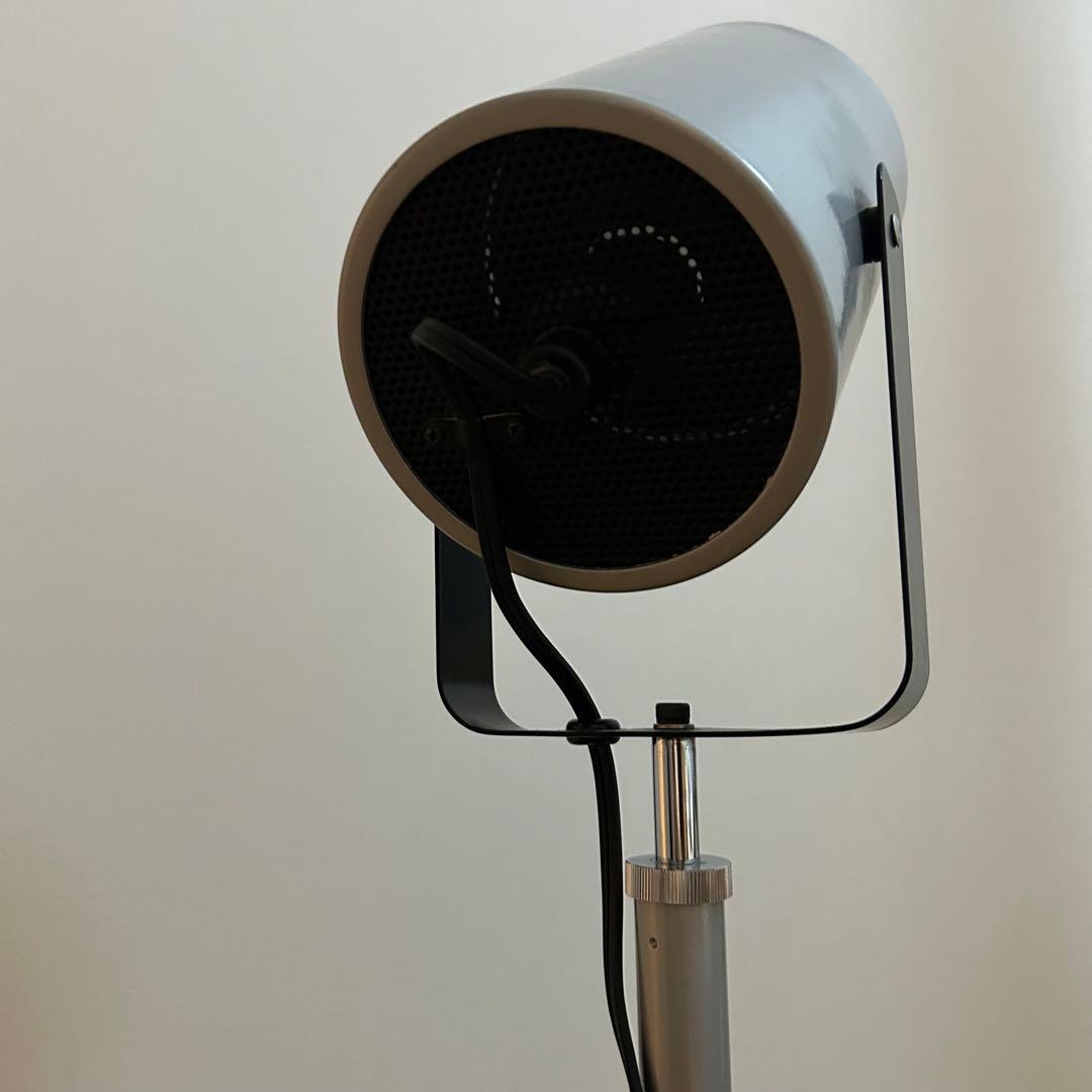 innovator イノベーター フロア スポットライト 移動式