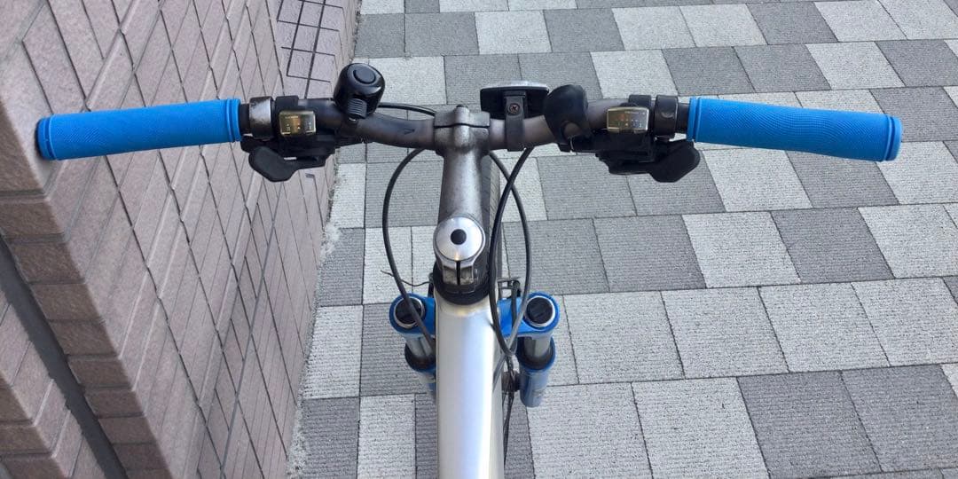 GIANT. ROCK マウンテンバイク　M 東京　自転車