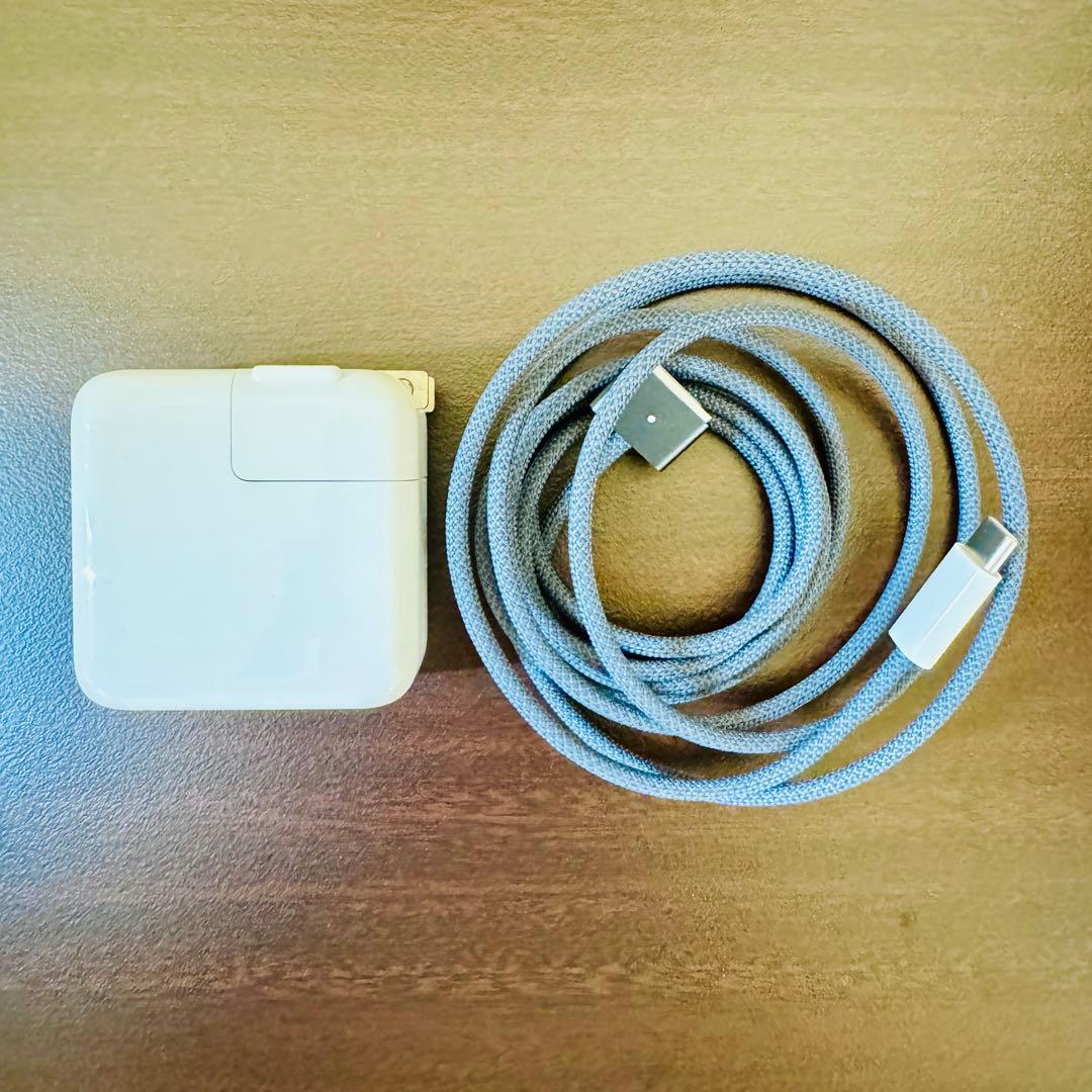 13インチ MacBook Air M2 8G 256G ミッドナイト 元箱つき