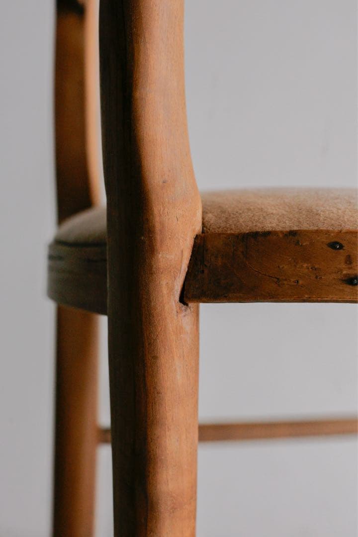 フランス　バルーンチェア　アンティーク 無垢財 モケット張り 古家具 ブロカント