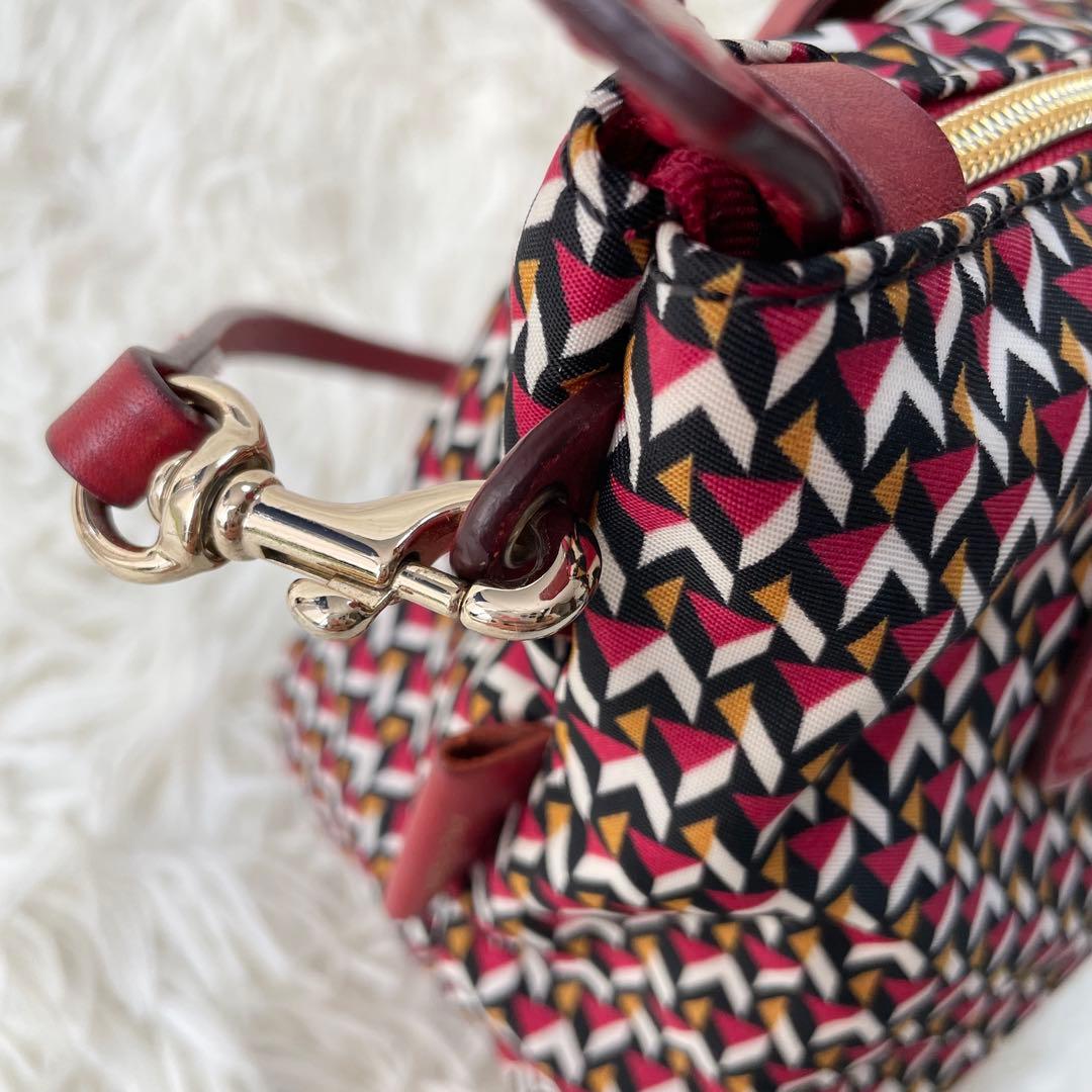 ロベルタピエリROBERTA PIERIショルダーバッグ　 赤　タタミ柄