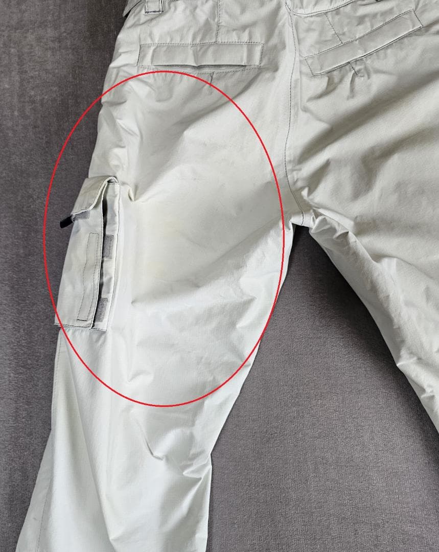 BURTON　バートンスノーボードウェアー 使用回数少なめ　上下セット Mサイズ