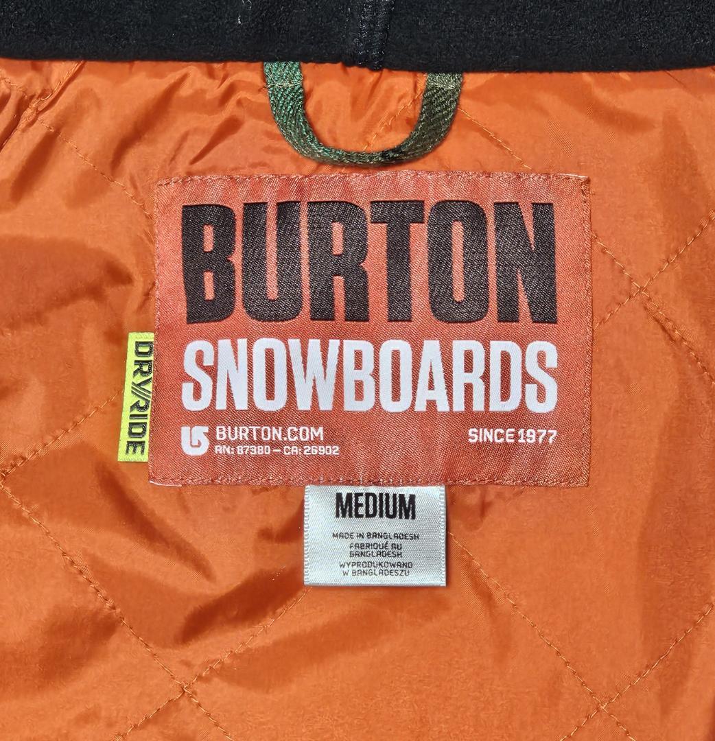 BURTON　バートンスノーボードウェアー 使用回数少なめ　上下セット Mサイズ