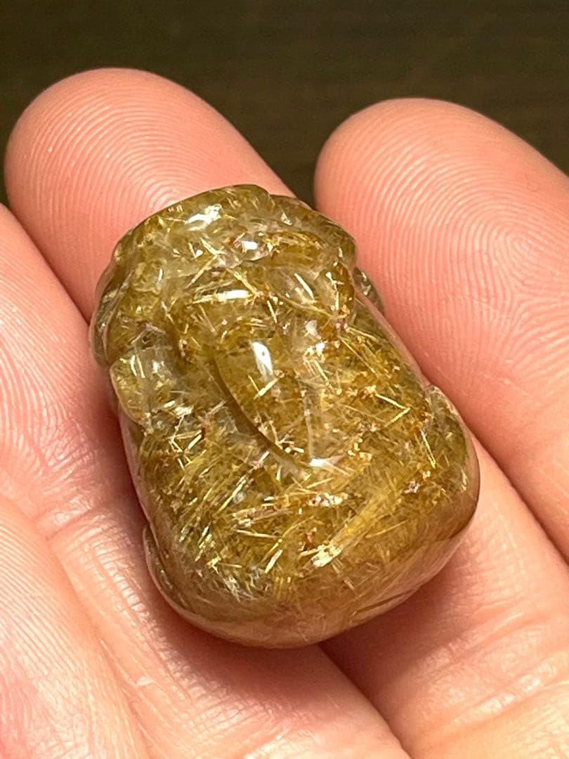 ゴールドルチルクォーツ貔貅　置物　（新品未使用）針ミチミチキラキラ金運最強