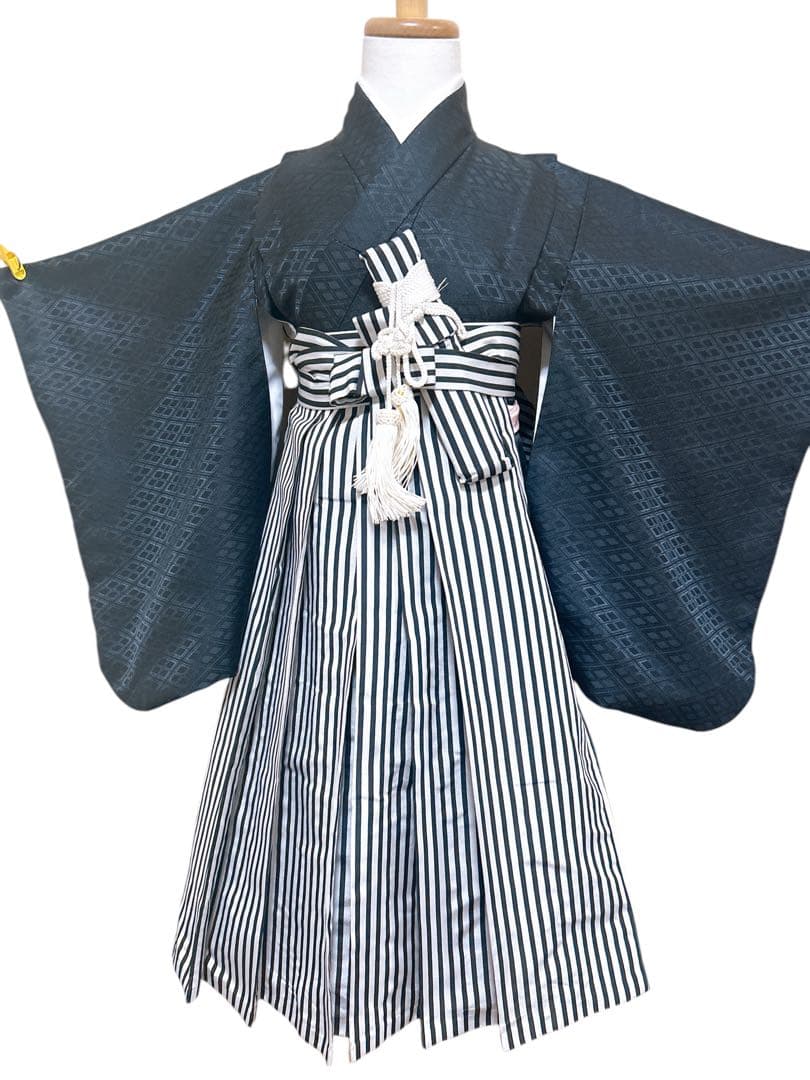 お買い得品♡七五三 5歳　男の子　セット　一式　縦縞袴　黒系　鷹
