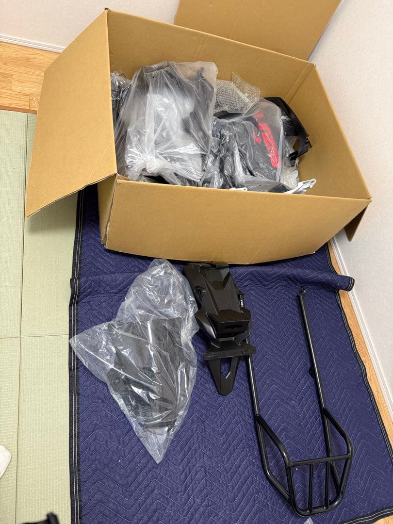 gsx250r カウル一式 ホワイト/ブラック