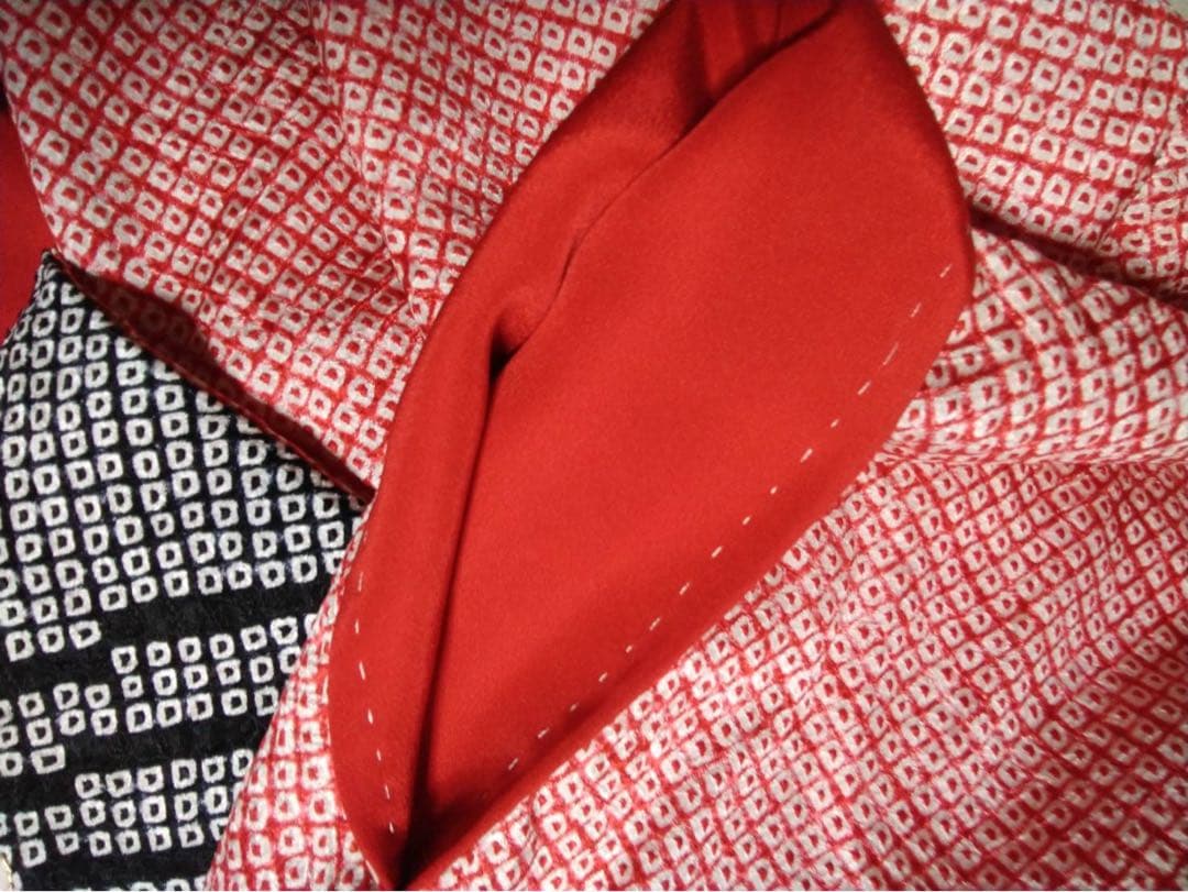 7歳向け・正絹・総絞り・刺繍入りのお着物