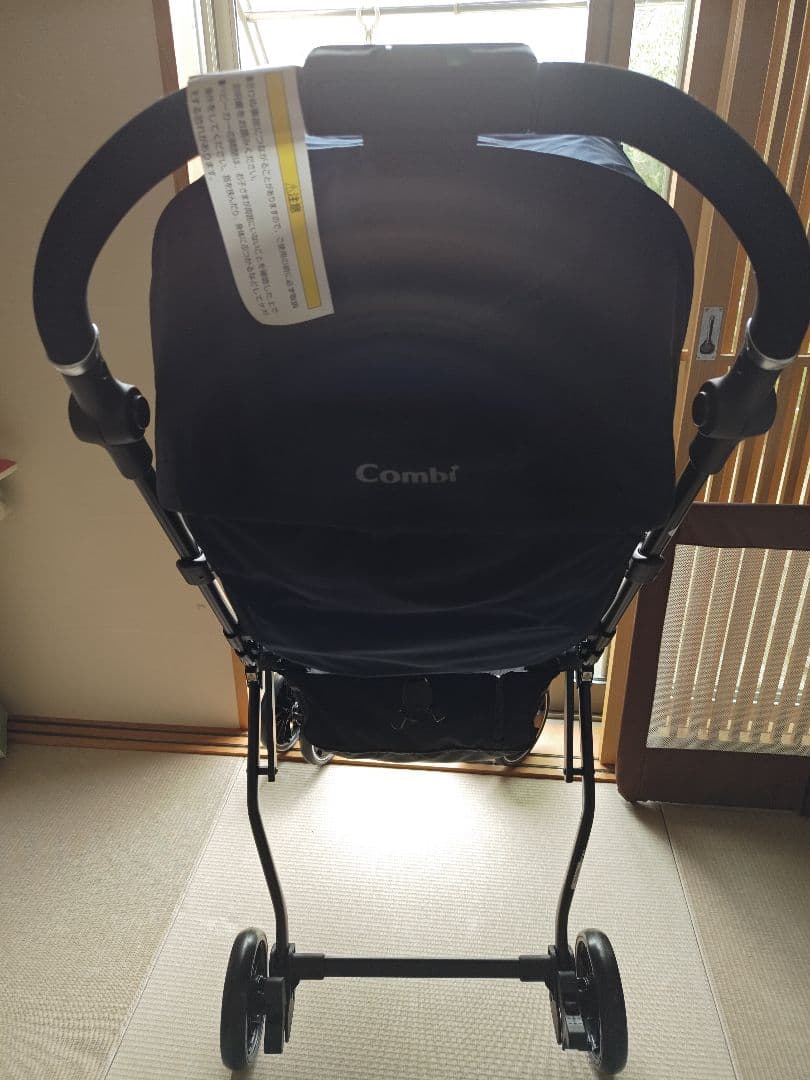 新品・未使用　Combi ラベリタ　ベビーカー　 ネイビー