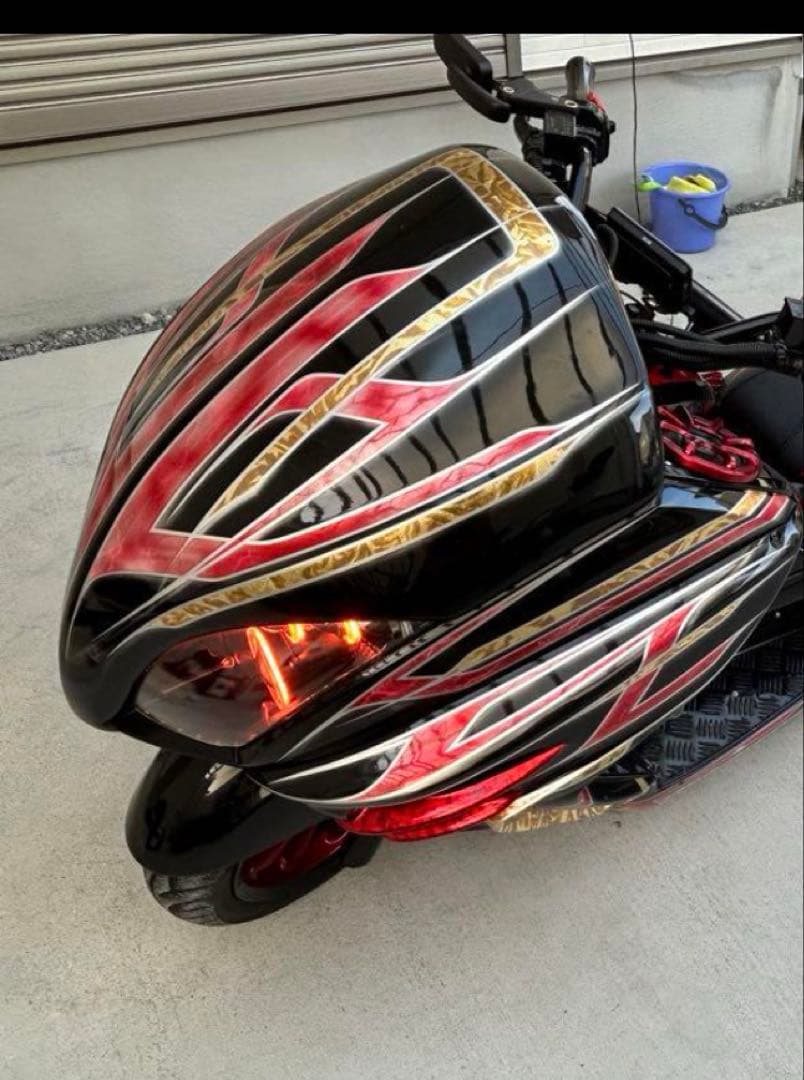 マジェスティ4d9フロントカウル最終値下げ