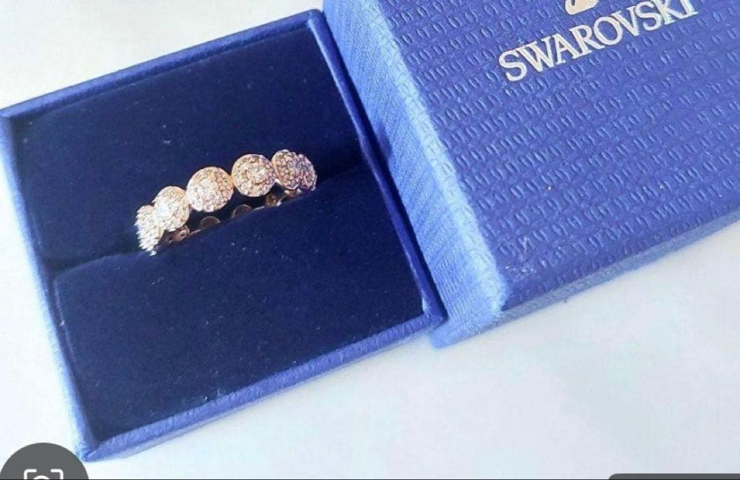 値下げスワロフスキーuna Swarovski クリスタル　リング28600円