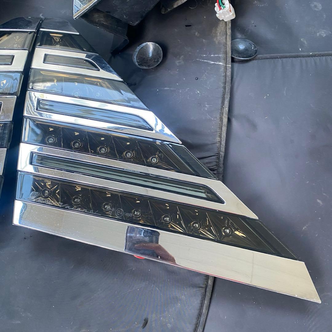 ヴァレンティ ジュエルLED シーケンシャルテールランプ　左右セット　綺麗