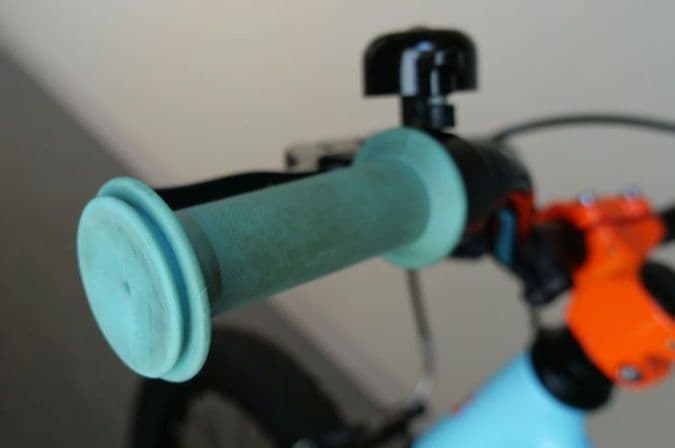 送料込 ヨツバサイクル 16インチ ラムネブルー 中古品