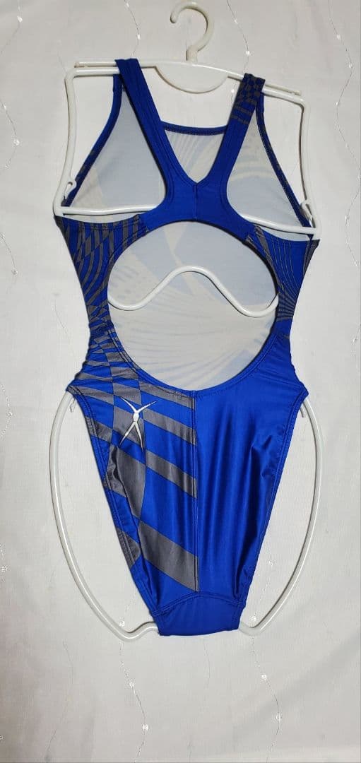 競泳水着アリーナNUX