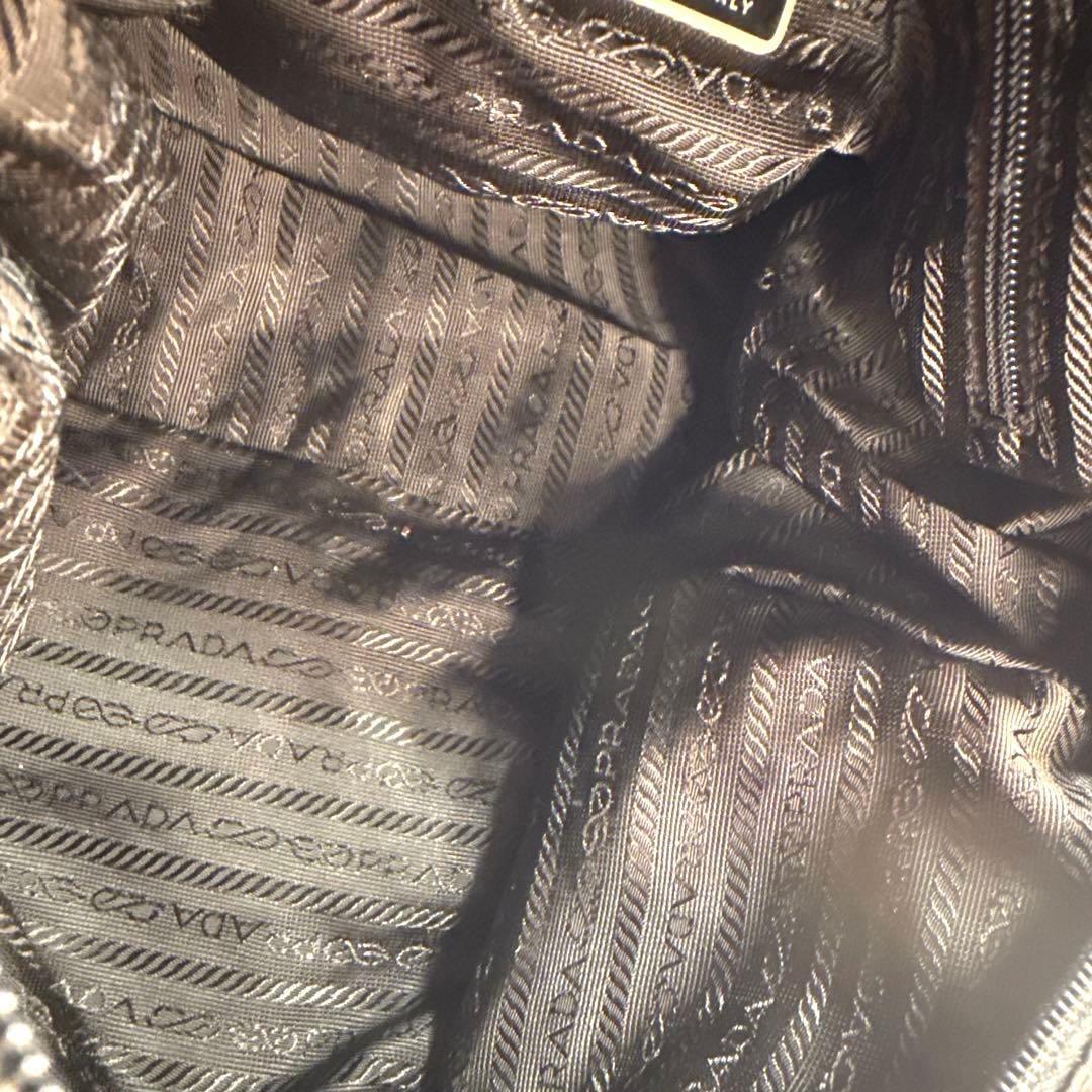 プラダ メッセンジャーバッグ