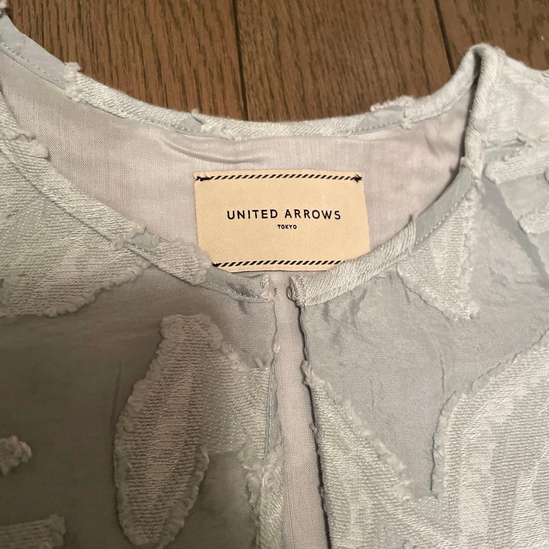 【美品】UNITED ARROWS ライトブルー フラワー柄 半袖シャツ36
