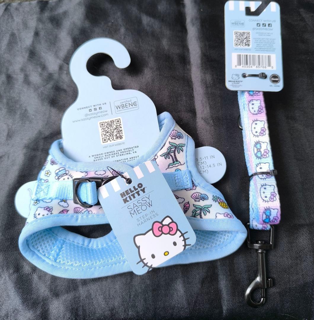 新品 SASSY MEOW サシーミャウ ハローキティ ハーネスXS リーシュ