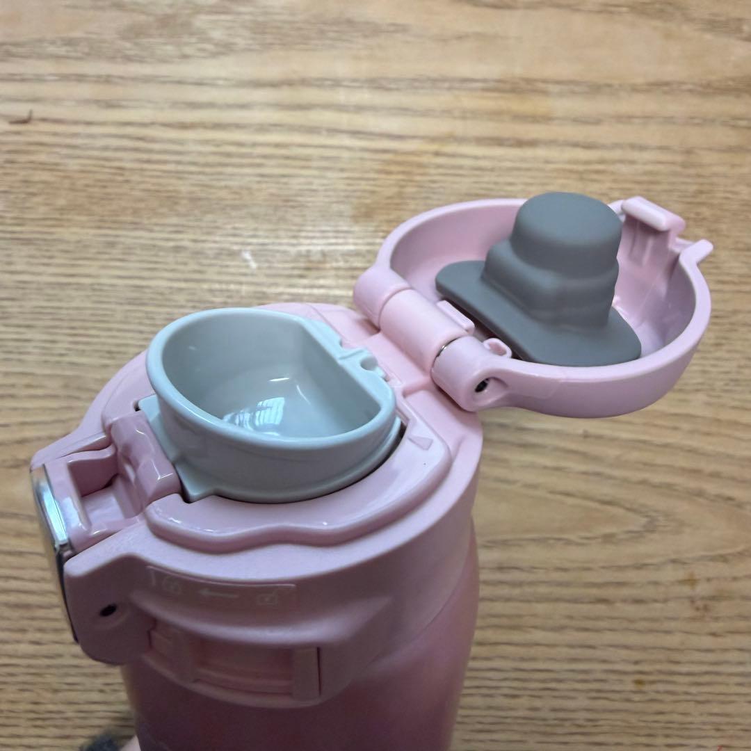 【新品未使用】ドキンちゃん　ピンク　水筒　ステンレスマグ　保温　保冷　象印