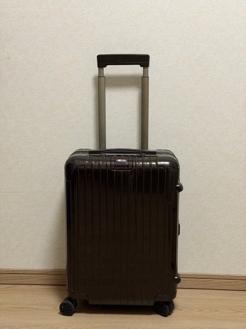 良品 リモワ サルサデラックス 機内持ち込み 4輪 TSAロック