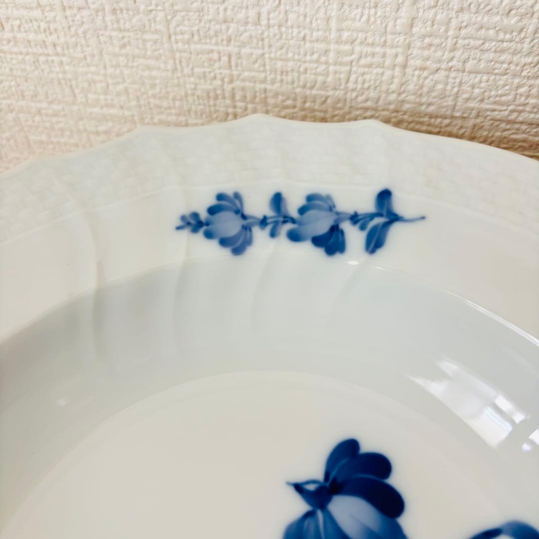 ⚫︎廃盤品　ロイヤルコペンハーゲン　ブルーフラワーカーブ　深皿　　　　　　　ラ上