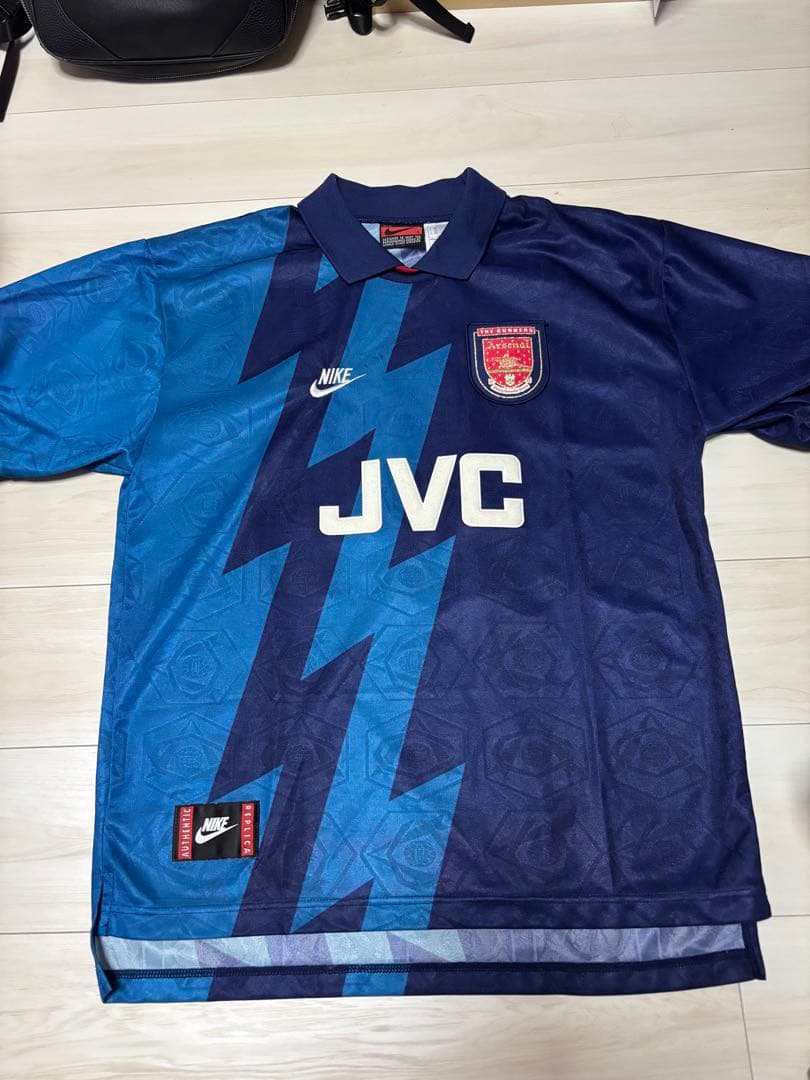 SUMO　アーセナル ９５／９６（A）JVC／襟付きモデル