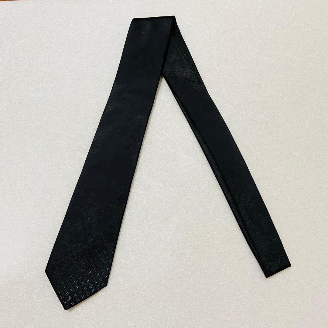値下げ　超美品【ヴィトン　Louis Vuitton】ネクタイ　ブラック