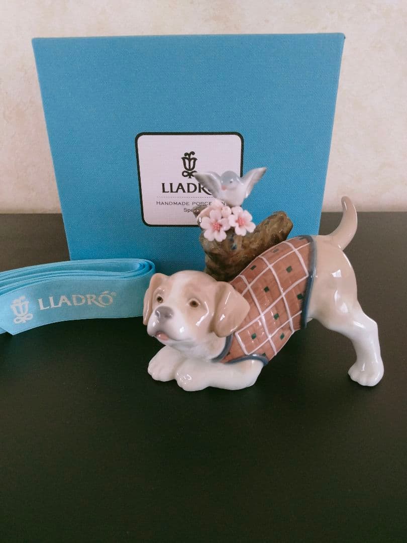 【最終値下げ】新品 リヤドロ「blossoms for the puppy」