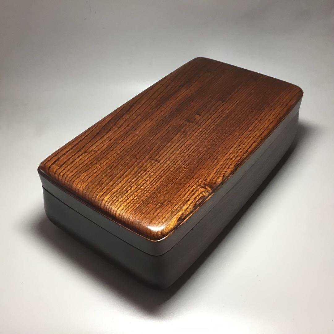 紅神代欅玉杢拭き漆蓋物入選作