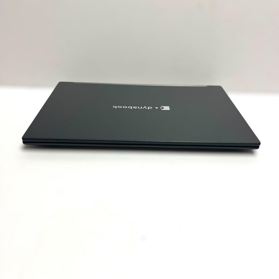美品 dynabook G83/HV 2022年製 第11世代 バッテリー消耗少