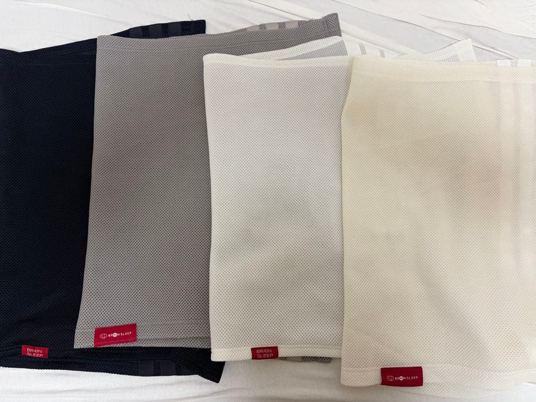 ブレインスリープ　ロー枕3個　枕カバー4枚セット