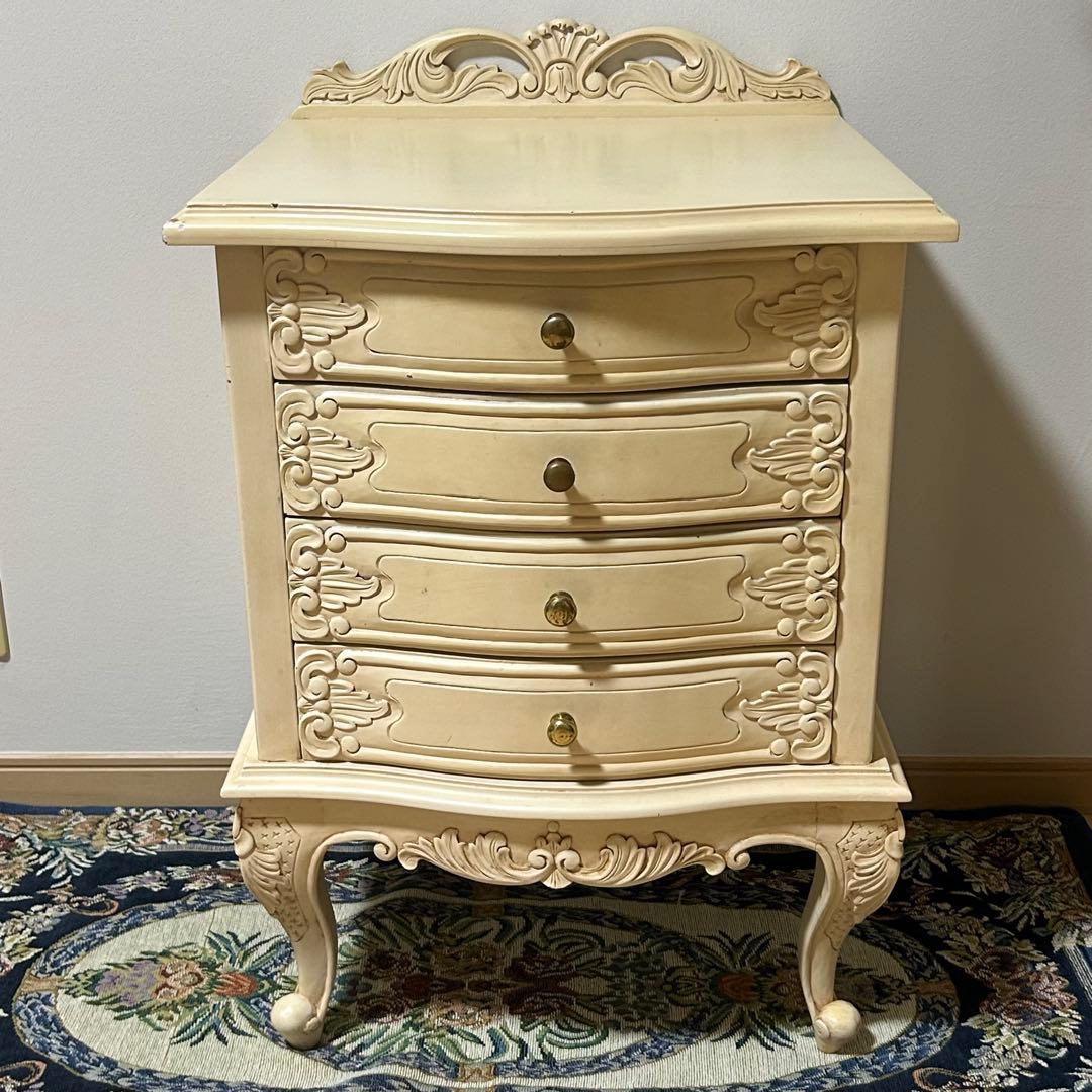 アイボリー 天然木 クラシックチェスト 4段　猫脚