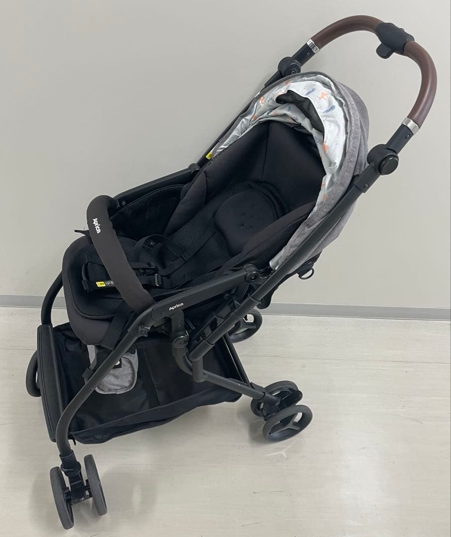 ベビーカー ルンルンコンパクト