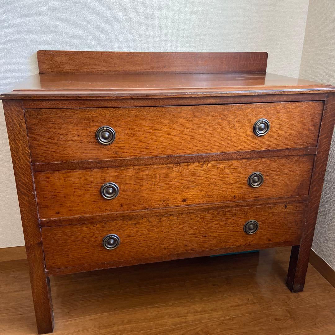 イギリスロイズアンティークス3段チェスト