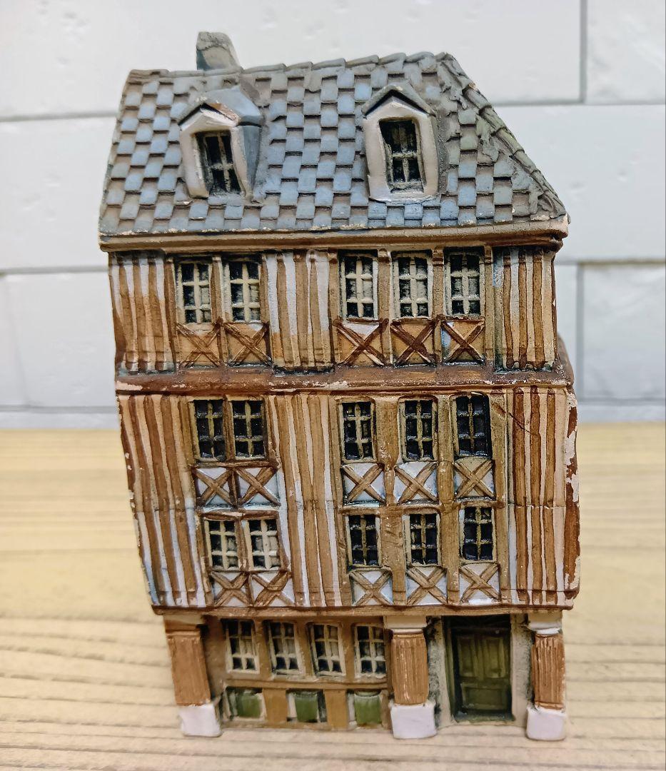 FROM JAPAN公式アカウント01 GAULT HOUSE