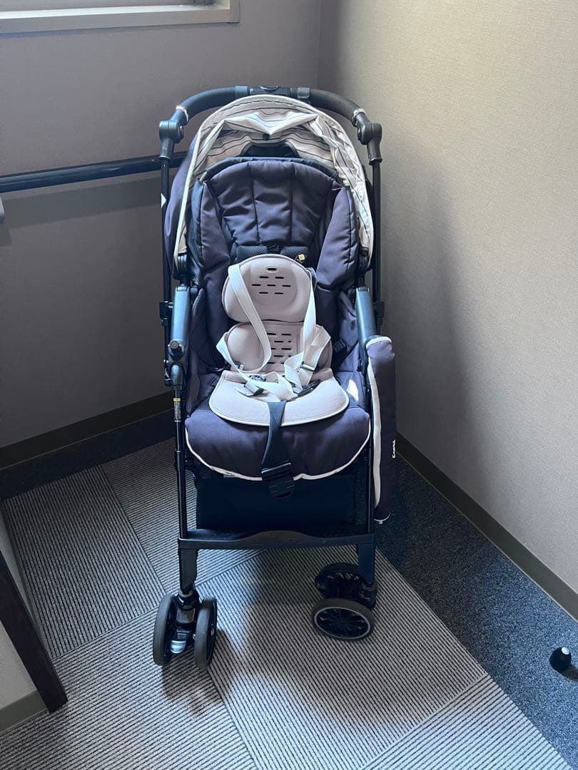 combi ベビーカー　スゴカル 4キャスcompact