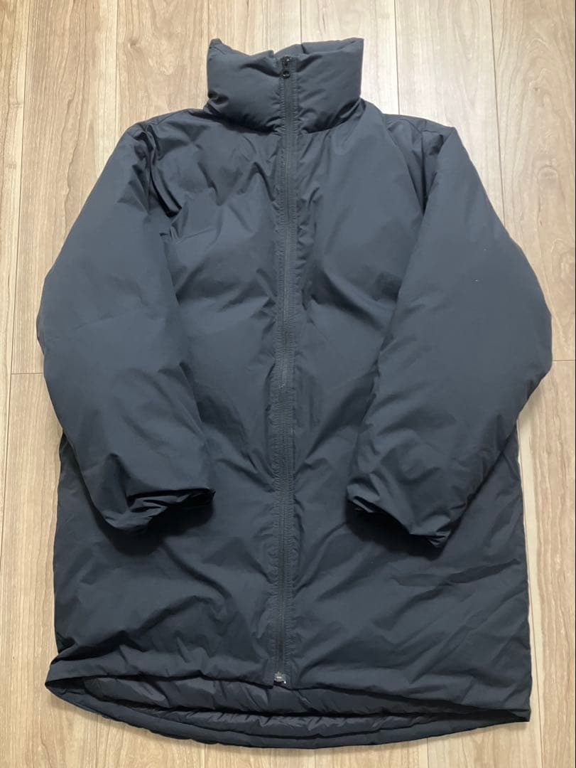 美品　無印良品　 撥水ダウンジャケット　ブラック