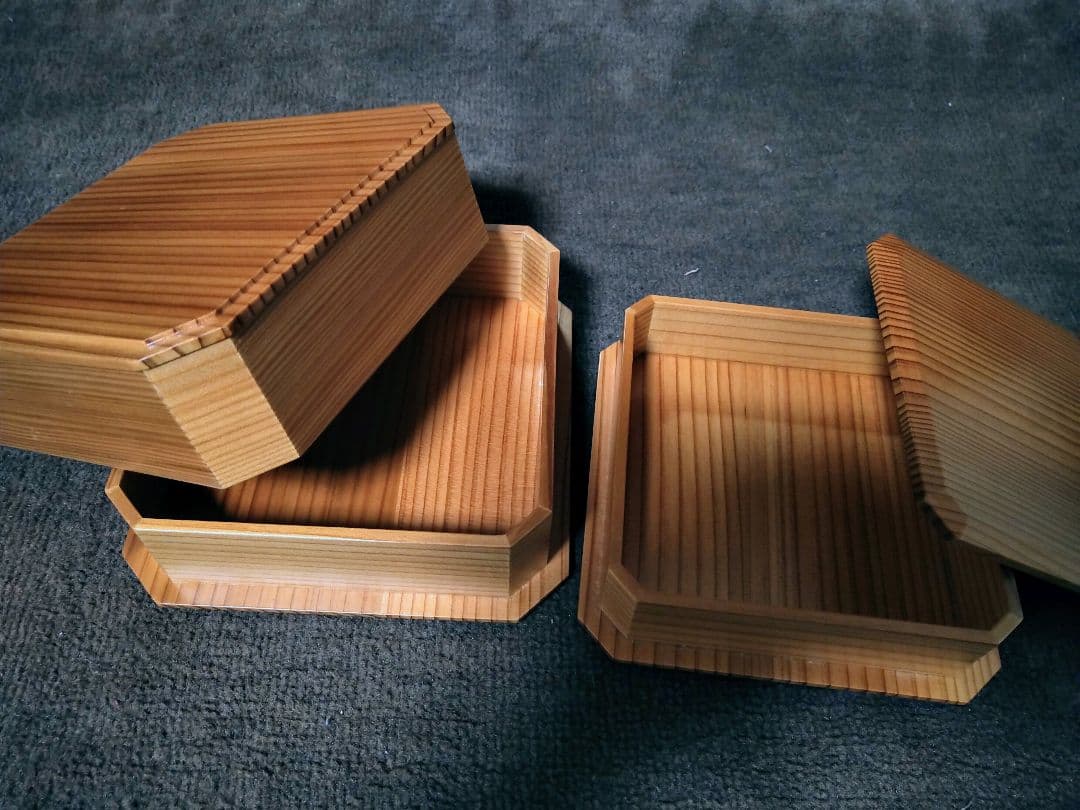 秋田杉 隅切三段重