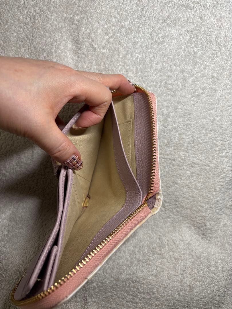 「始まりの白い香水」ホワイトローズ