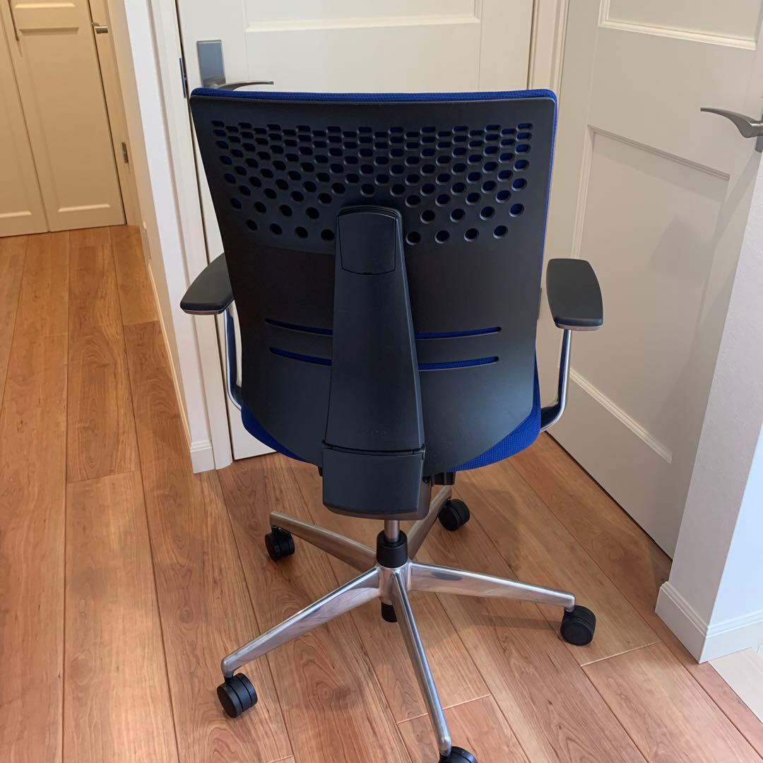 コクヨ　チェア　本日23時59分までの限定価格です。