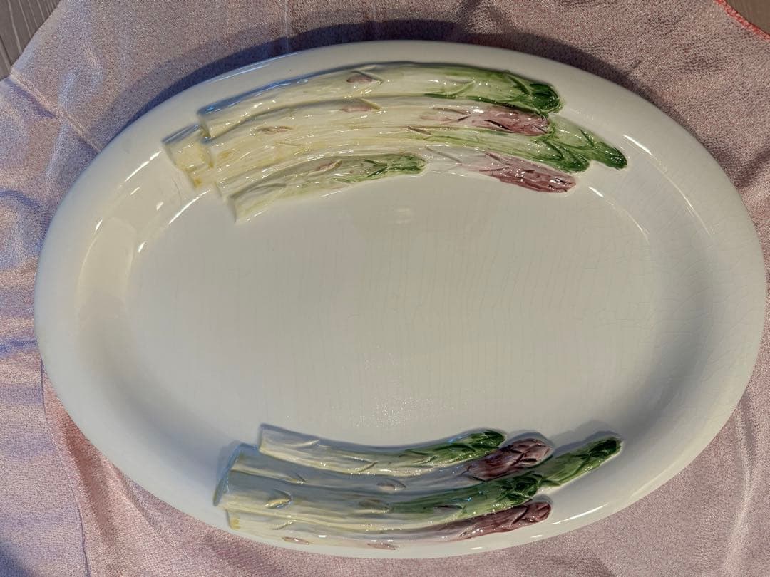 イタリア製　装飾の楕円型皿　約44cm-32cm