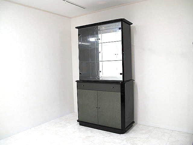 美品　イタリア CAMEL 照明付きキュリオケース 　　飾り棚　リビングボード