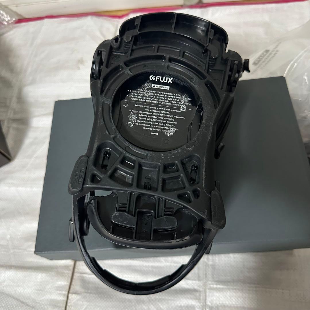 使用8回 21-22 FLUX DS Mサイズ 25〜28cm 送料込匿名配送