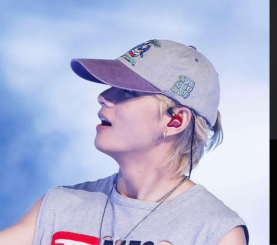 BTSテテ着用キャップ YESEYESEE キャラクター刺繍キャップ