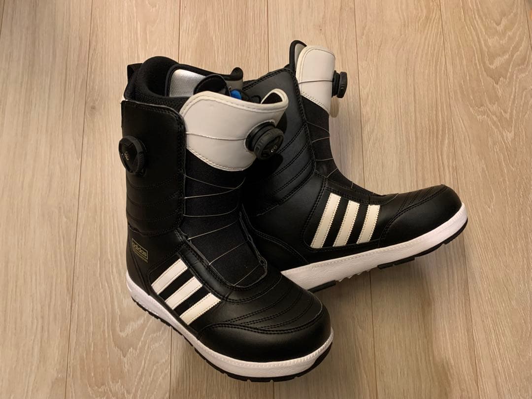 【値下げ】adidas スノーボードブーツ BOAシステム ブラック/ホワイト