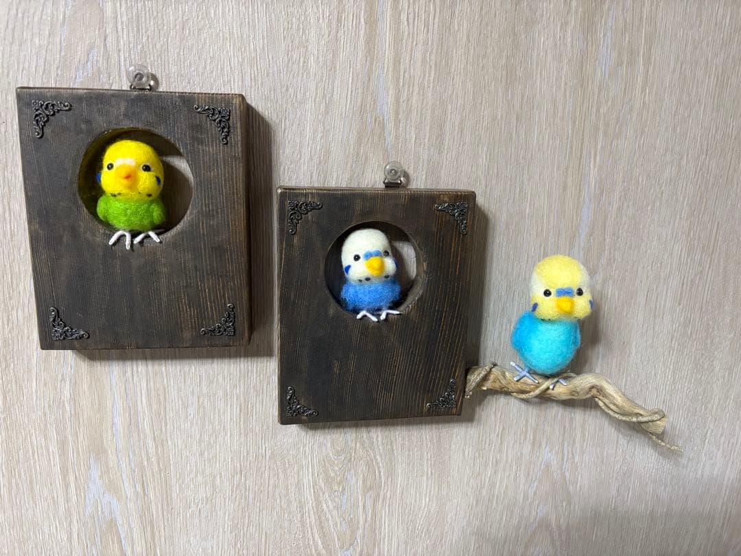 ハンドメイド　羊毛フェルト　ウォール飾りセキセイインコ