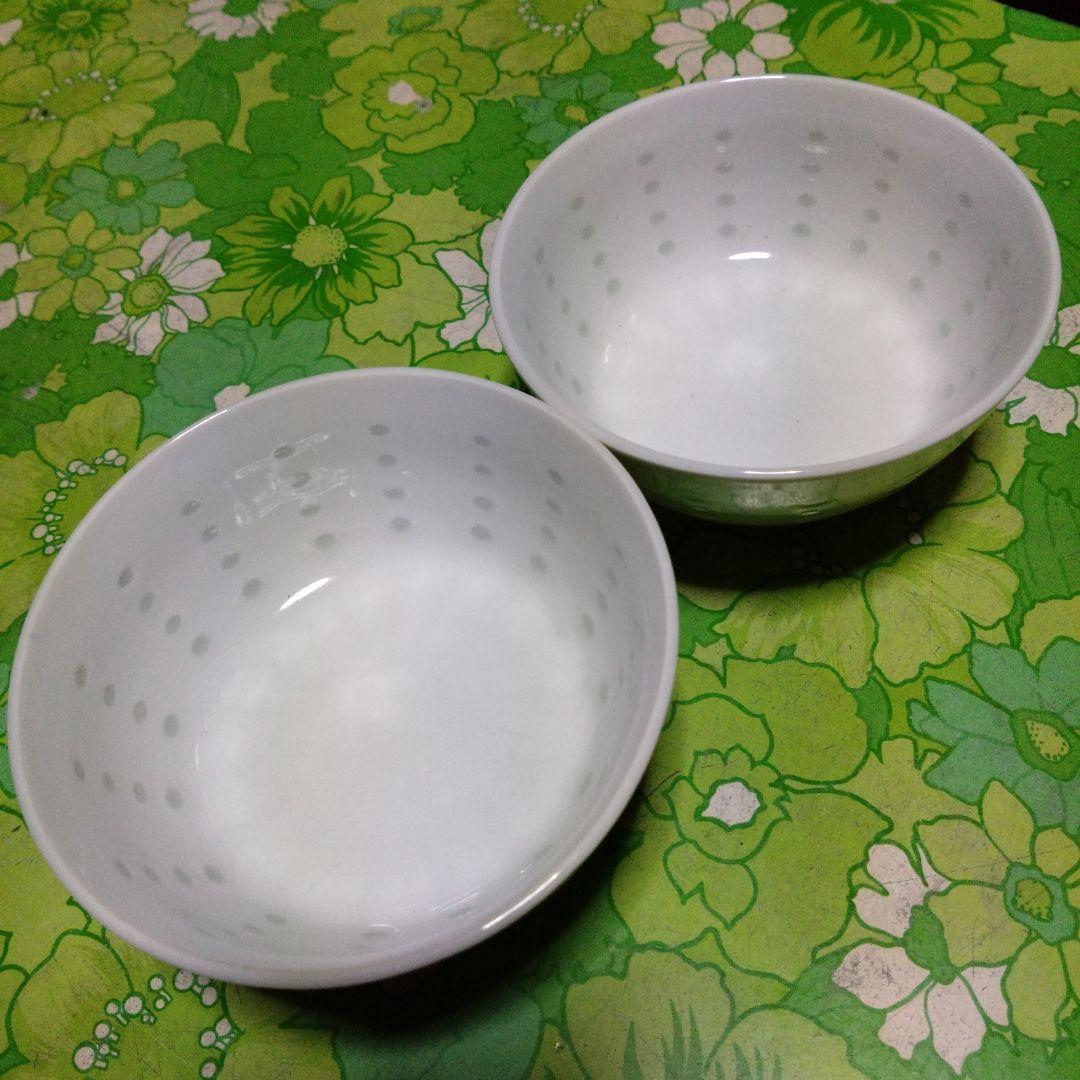 白いお茶碗　白　ドット柄　2点　白い器