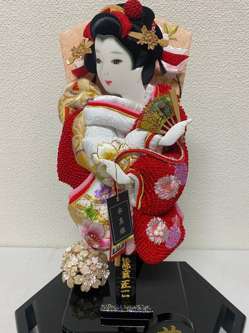 羽子板　六角ガラスケース１０号・本真珠・サイズ間口約３０×奥行約２０×高約４６㎝